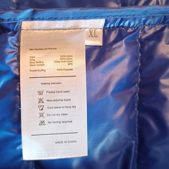 Ladies quilted down hooded jacket packable - Picture 3 of 8